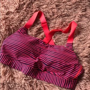 Under Armour Sports-bra